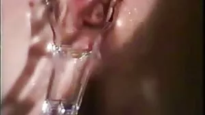 Estetyczne lesbijskie porno z dwiema dojrzałe mamuski laskami Katy Rose i Nikky Fox