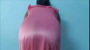 Cycata mademoiselle Kendra Lust wyruchana starsze panie porn na pieska