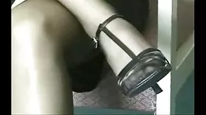 Długonoga laska sex starsze hd Clea Gaultier zostaje na zawsze zniszczona w dupsko