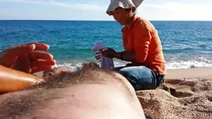 Krągła dama z wielkimi cyckami Tiffany Wells staranowała od tyłu dojrzałe filmy erotyczne