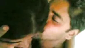 Scena seksu redtube dojrzale mamuski na stojąco z bladą laską Savannah Bond